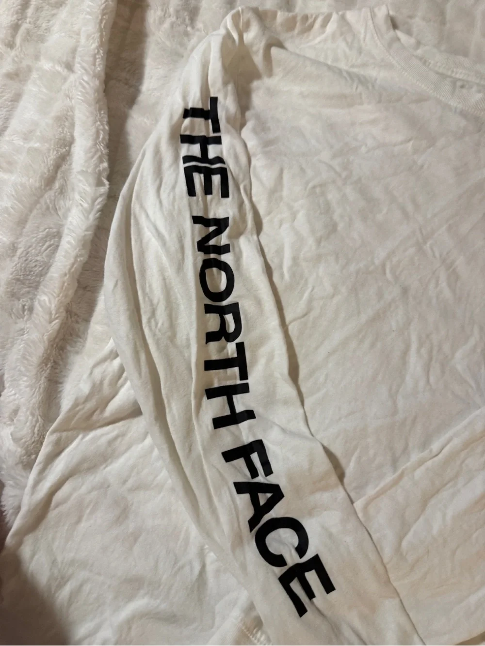 The North Face White Crewneck Logo T-Shirt- Men's M